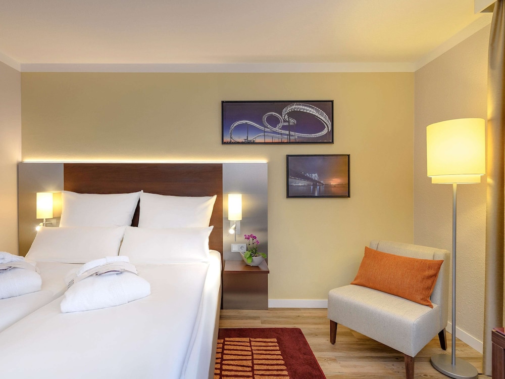 Privilege, Room, 1 Queen Bed - Photo 4