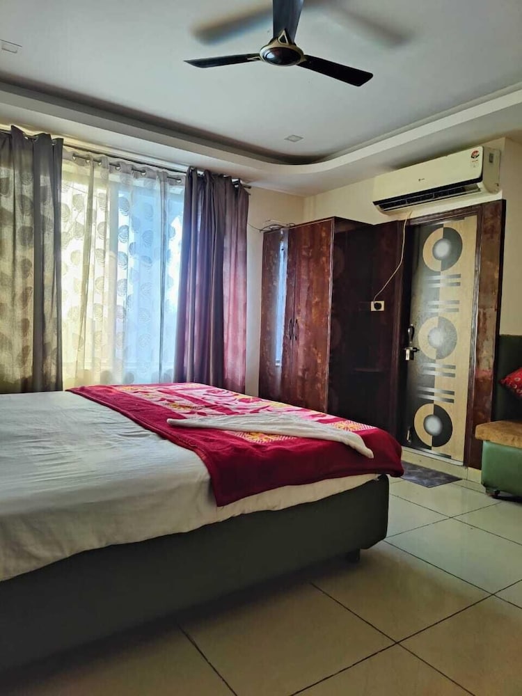 Deluxe Room, Air conditioning