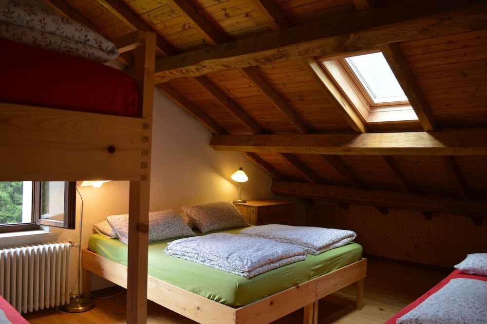 Quadruple Room, Multiple Beds, Non Smoking, River View photo 1