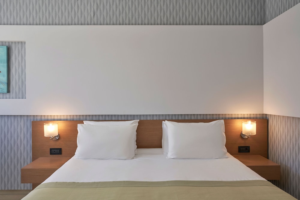 Superior Room, Garden View photo 3