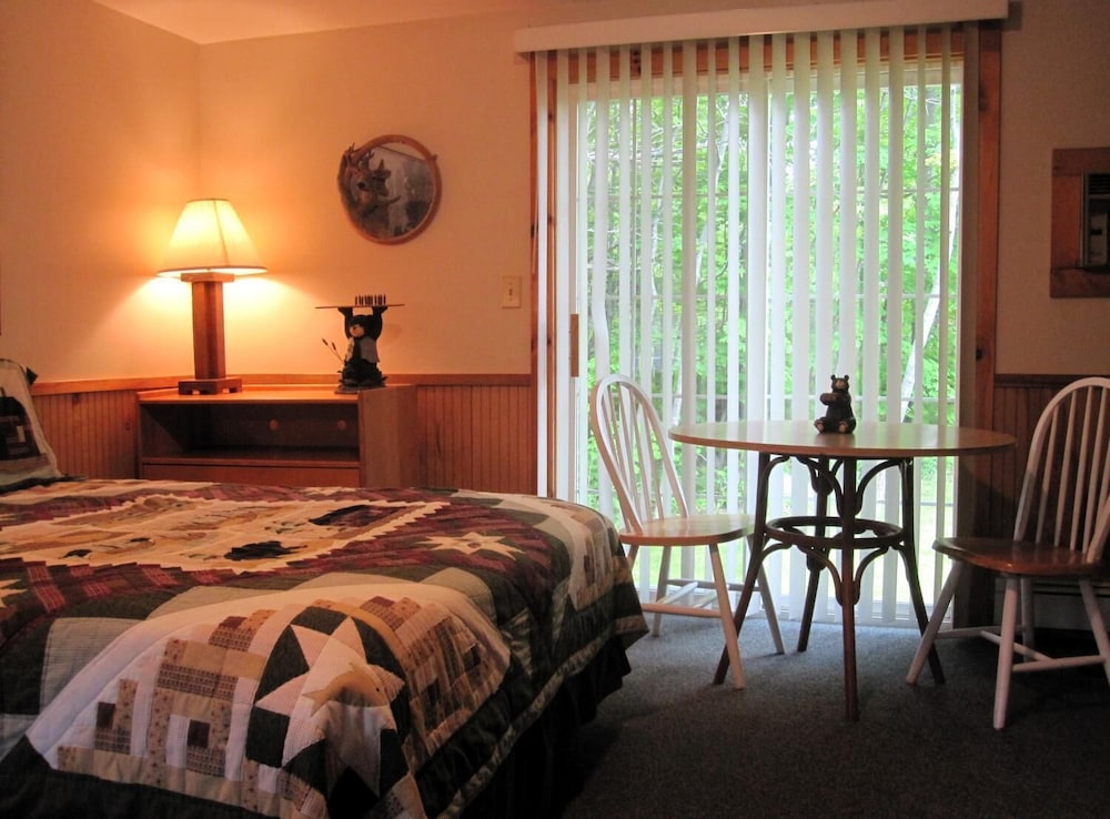 Queen & Twin Efficiency Motel photo 3