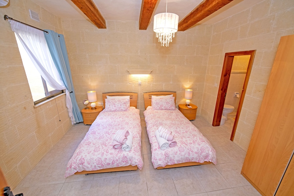 Classic Twin Room (Jura) photo 2