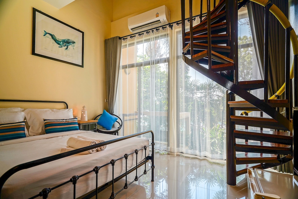 Duplex - Photo 4
