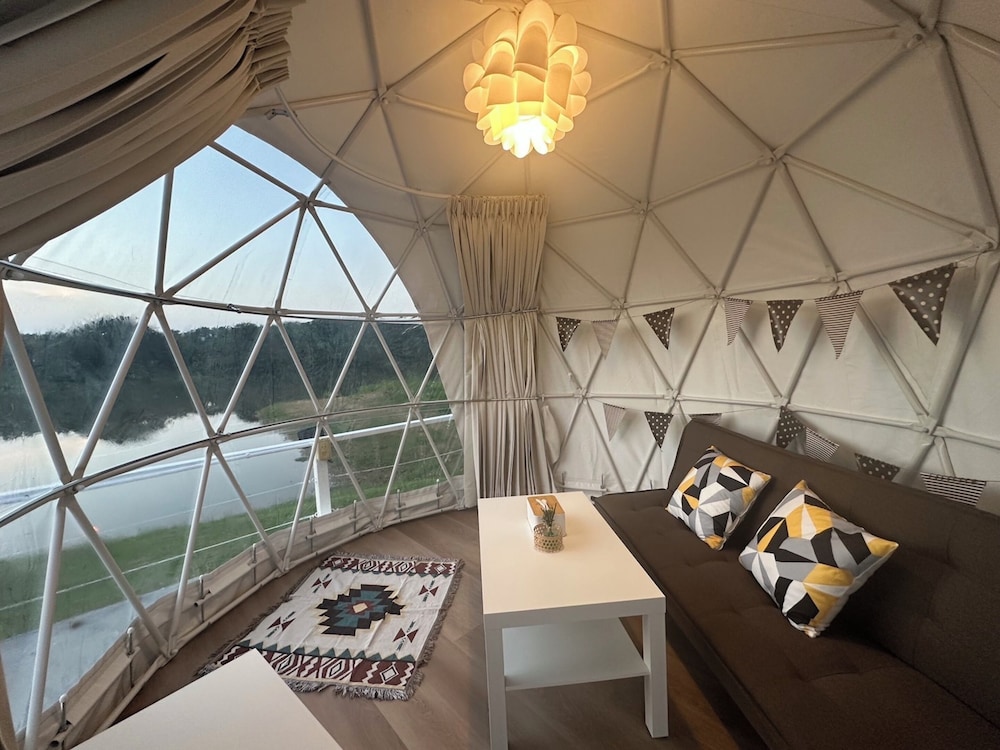 Riverfront Villa with Upper Deck Dome - Photo 11