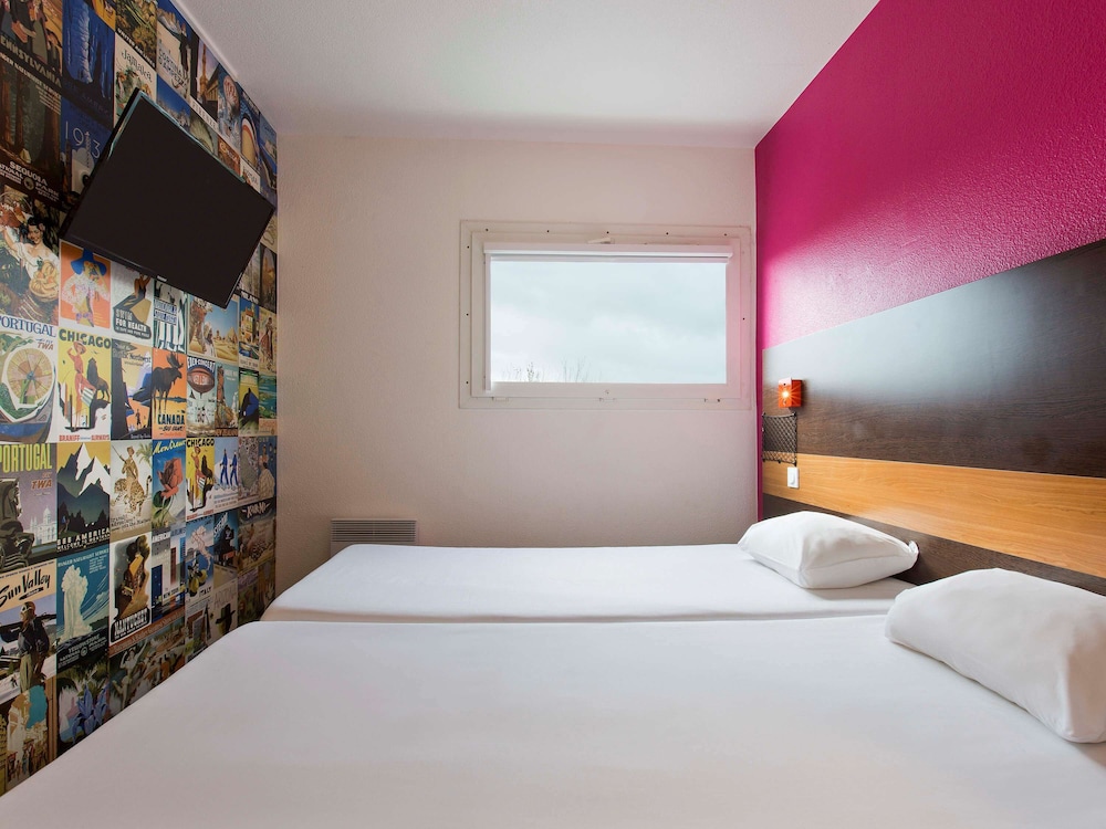 Room, 2 Twin Beds (Side-Car) - Photo 6