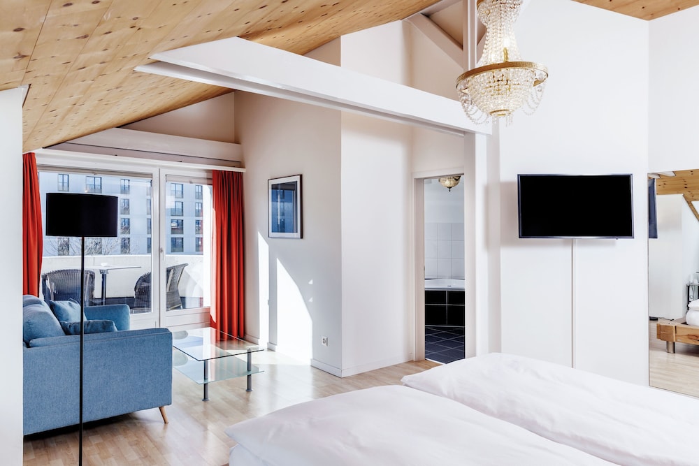 Double Room with Whirlpool - Photo 5