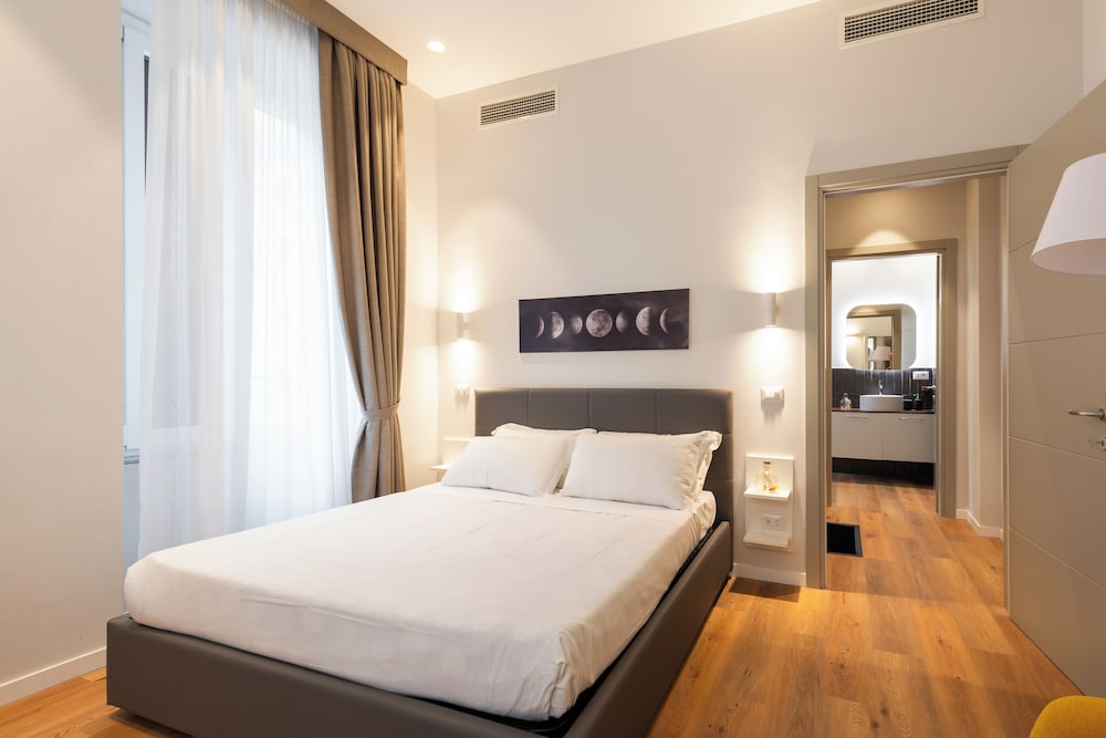 Loft, City View