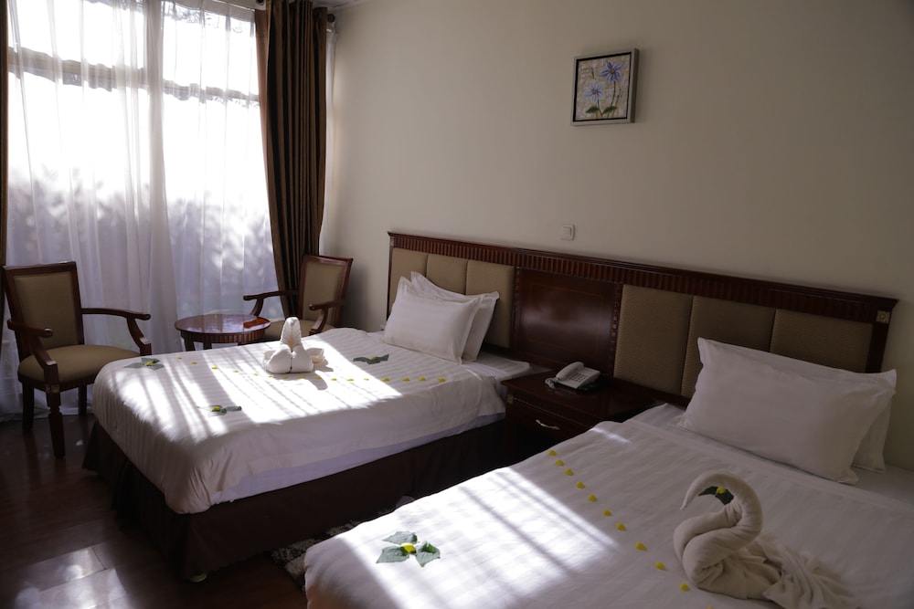 Standard Twin Room, 2 Twin Beds photo 3