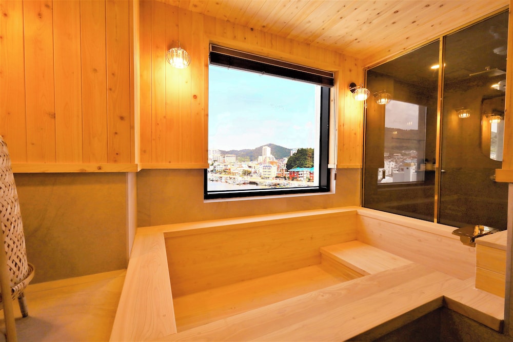 Hinoki Suite room photo 2