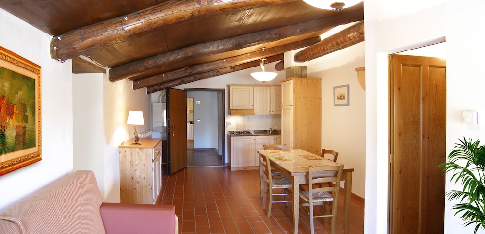 Family Apartment, Lake View