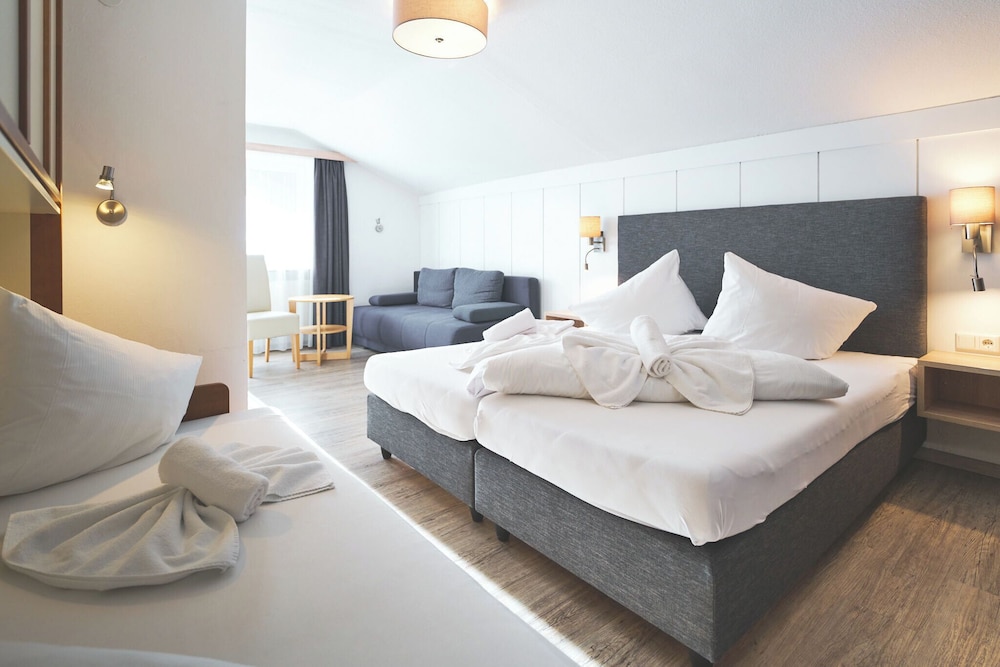 Quadruple Room, Balcony