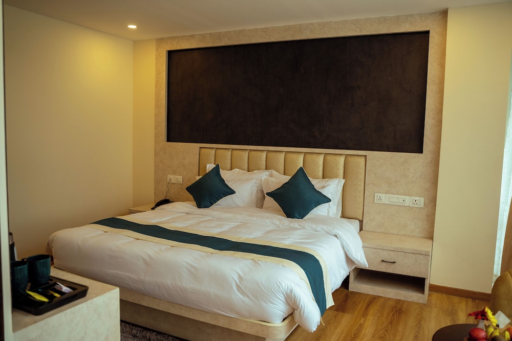 Junior Studio Suite
