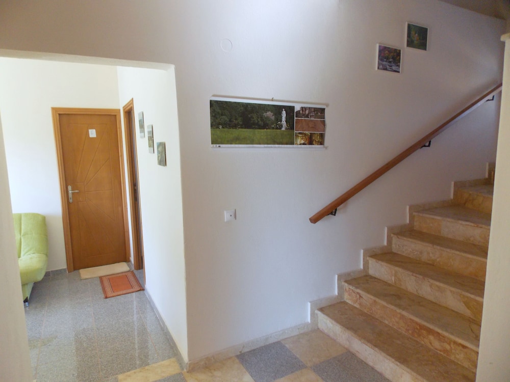 Family Studio photo 2