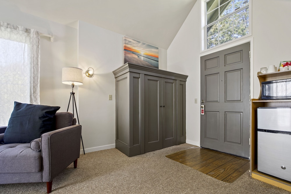 Standard Room - Photo 6