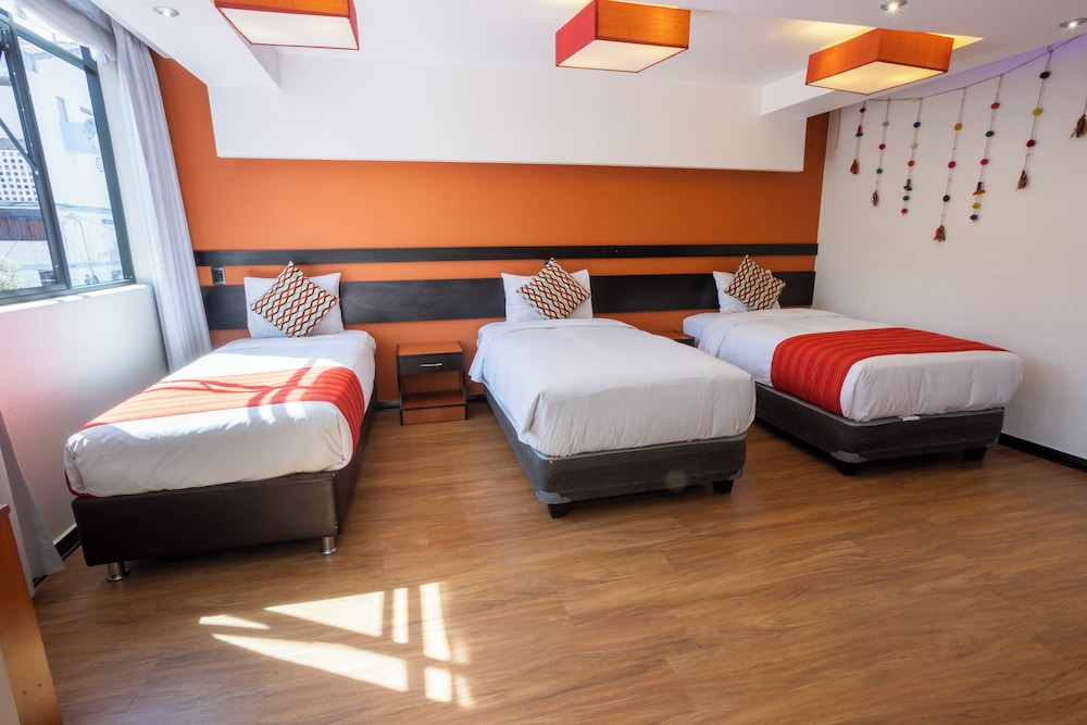 Standard Quadruple Room, Non Smoking, Private Bathroom