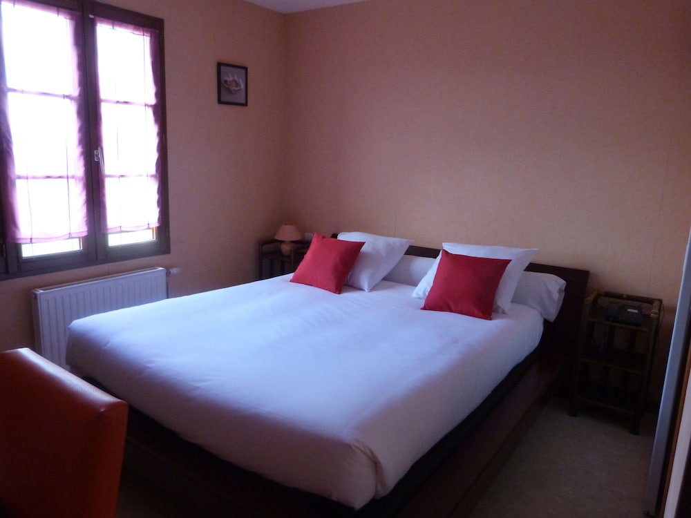 Double Room - Photo 5
