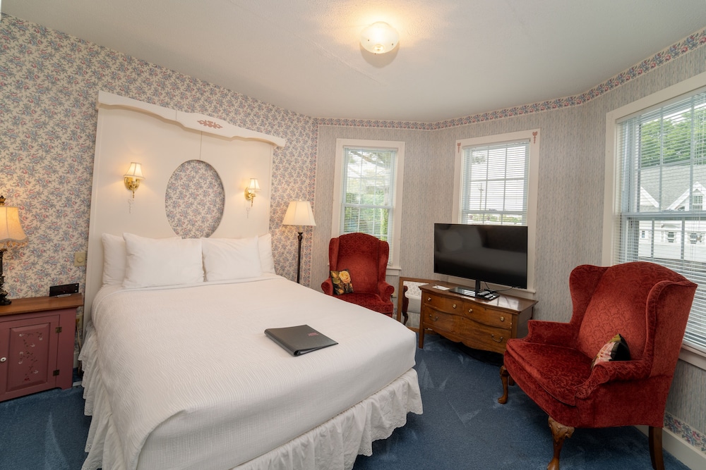 The Forsythia Room