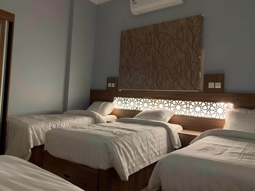 Basic Shared Dormitory, Men only photo 1