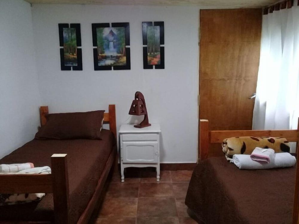 Basic Twin Room photo 1
