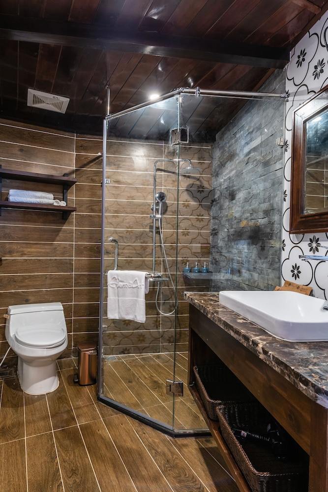 Family Suite - Photo 4