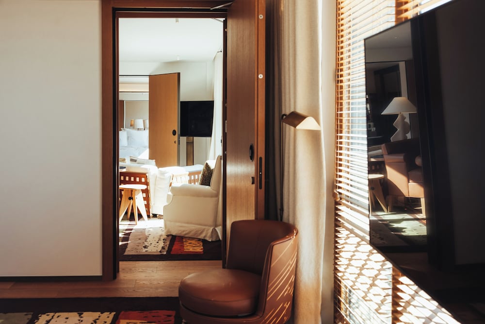 Family Room, Multiple Beds, Air conditioning photo 2