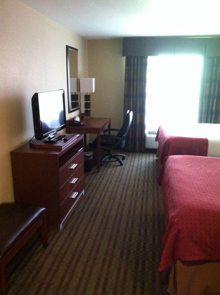 Suite, 2 Queen Beds (Additional Living Area) - Photo 5