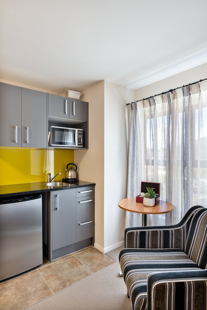 Basic Single Room