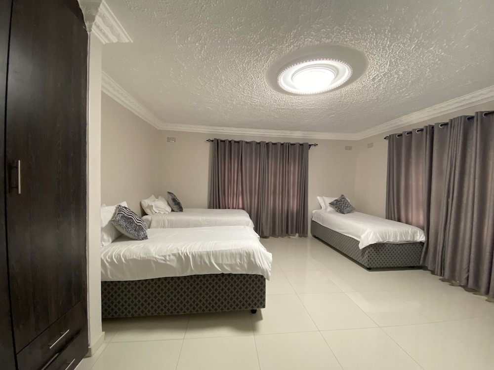 Deluxe Villa photo 1