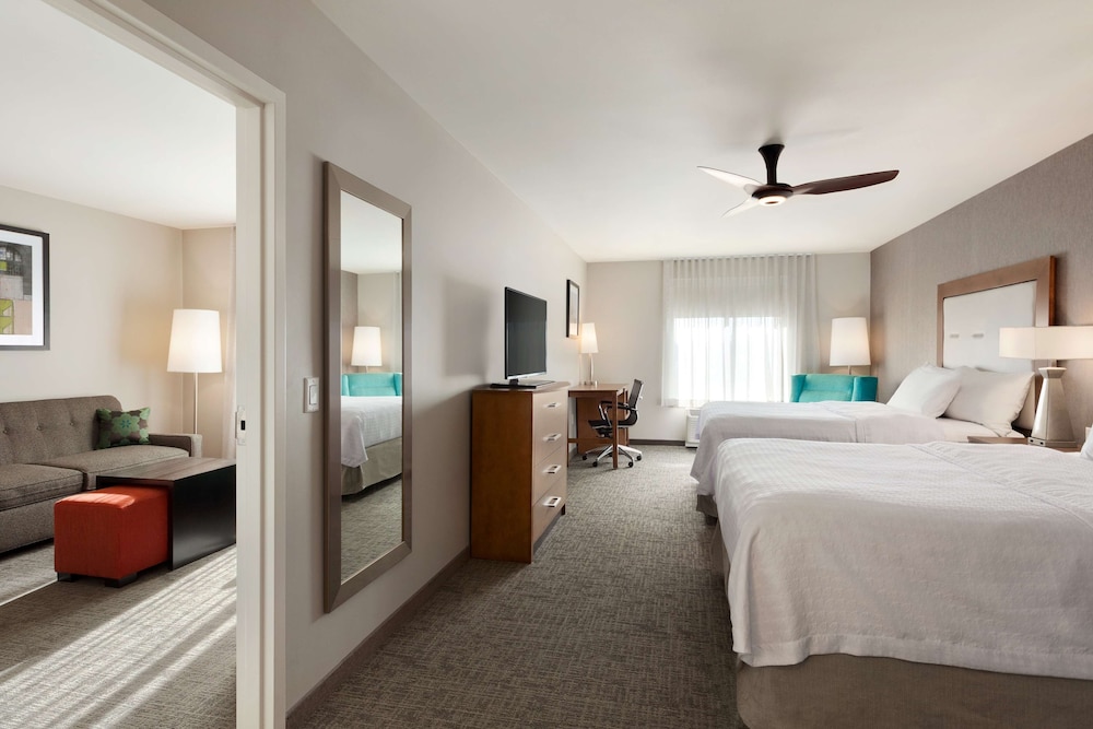 Suite, 2 Queen Beds, Accessible, Non Smoking