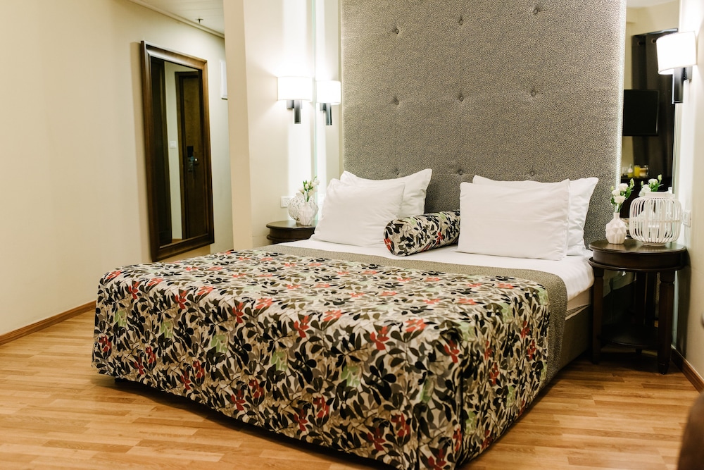 Classic Double Or Twin Room photo 2