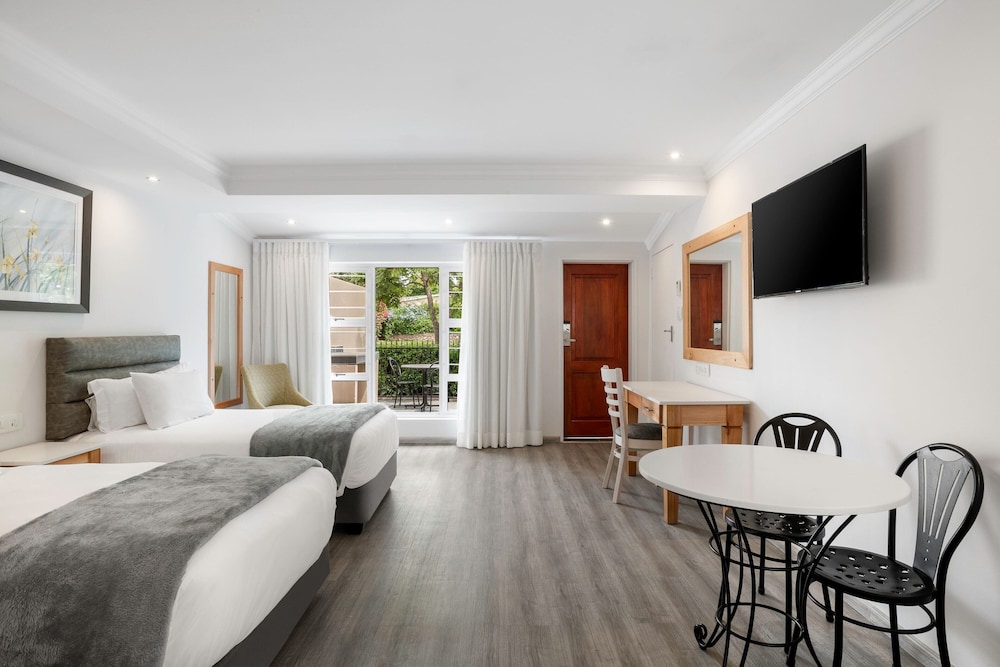 Room, 2 Twin Beds, Garden View (Balcony) - Photo 19