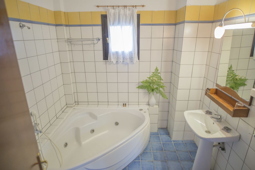 Apartment, 1 Bedroom, Sea View photo 3