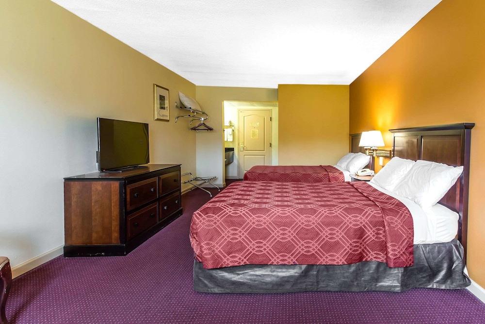Standard Double Room, 2 Double Beds, Non Smoking photo 3