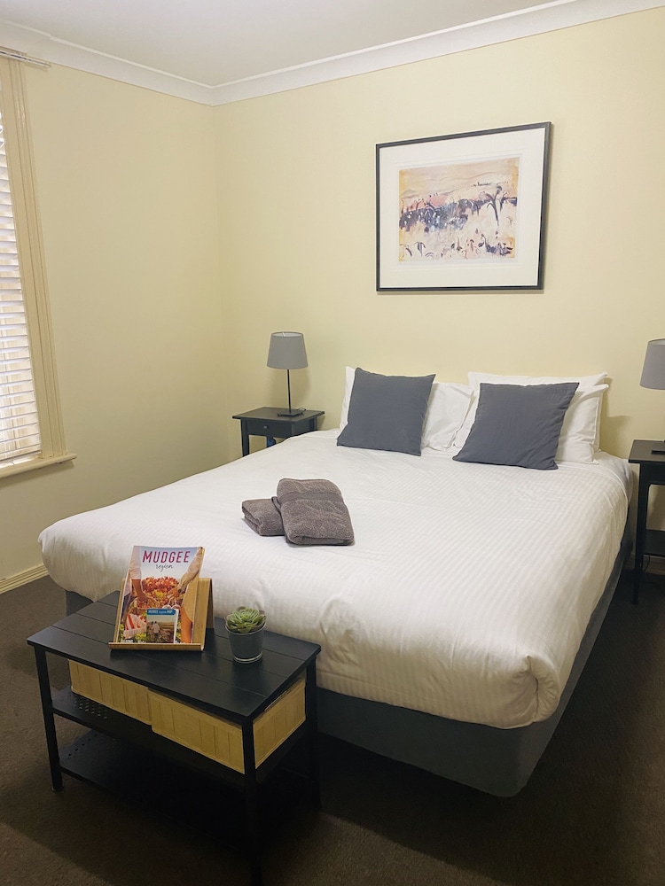 Room 12