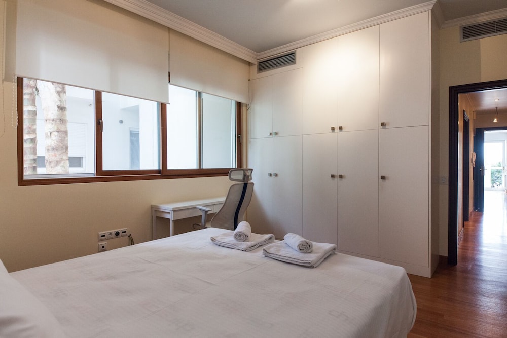 Luxury Apartment photo 2