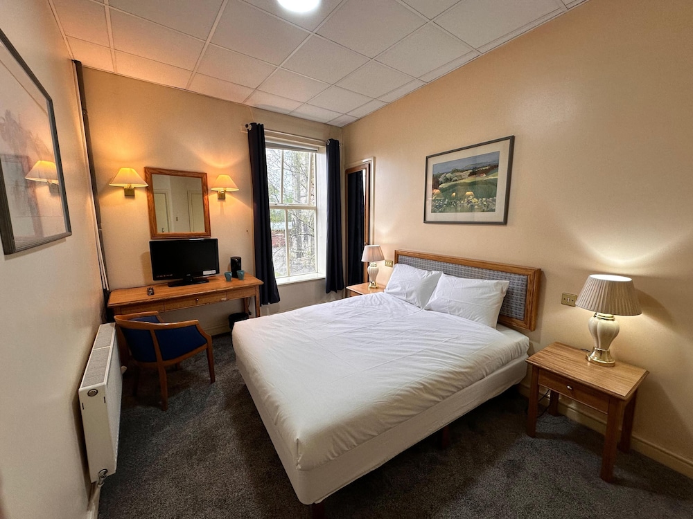 Standard Double Room, 1 Double Bed, Non Smoking, Ensuite - Photo 3