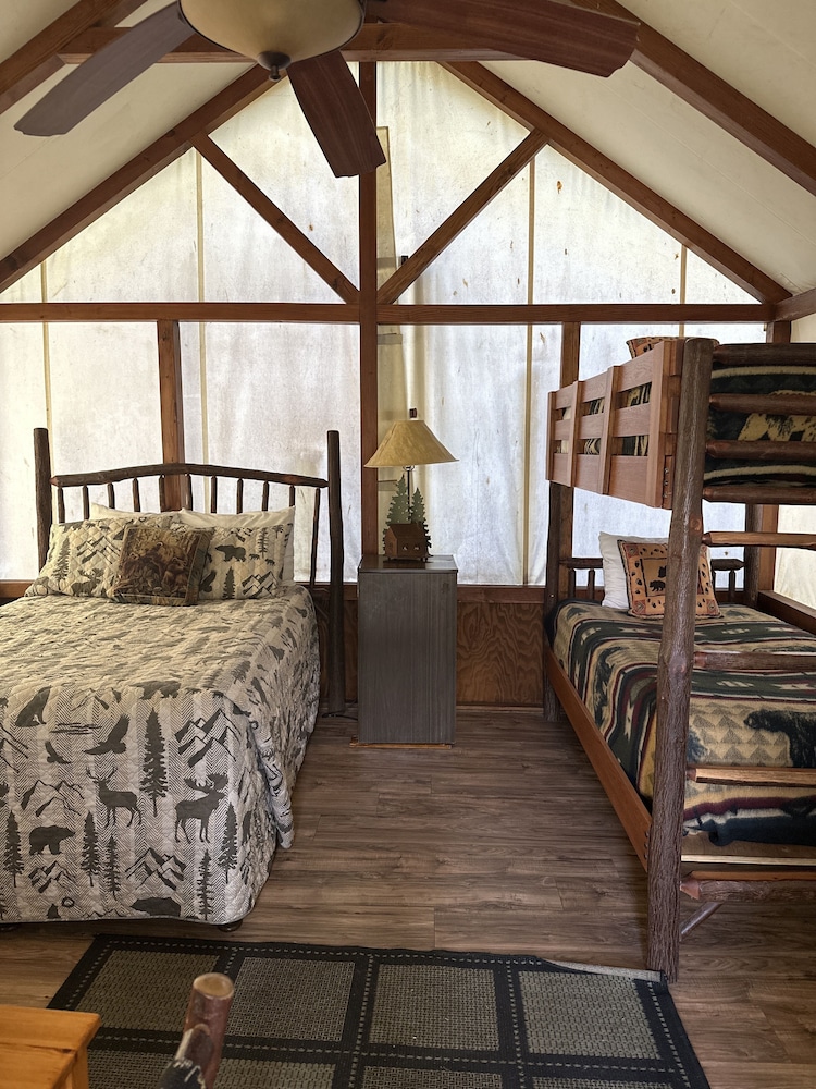 Deluxe Tent Cabin (No Heat or A/C) photo 3