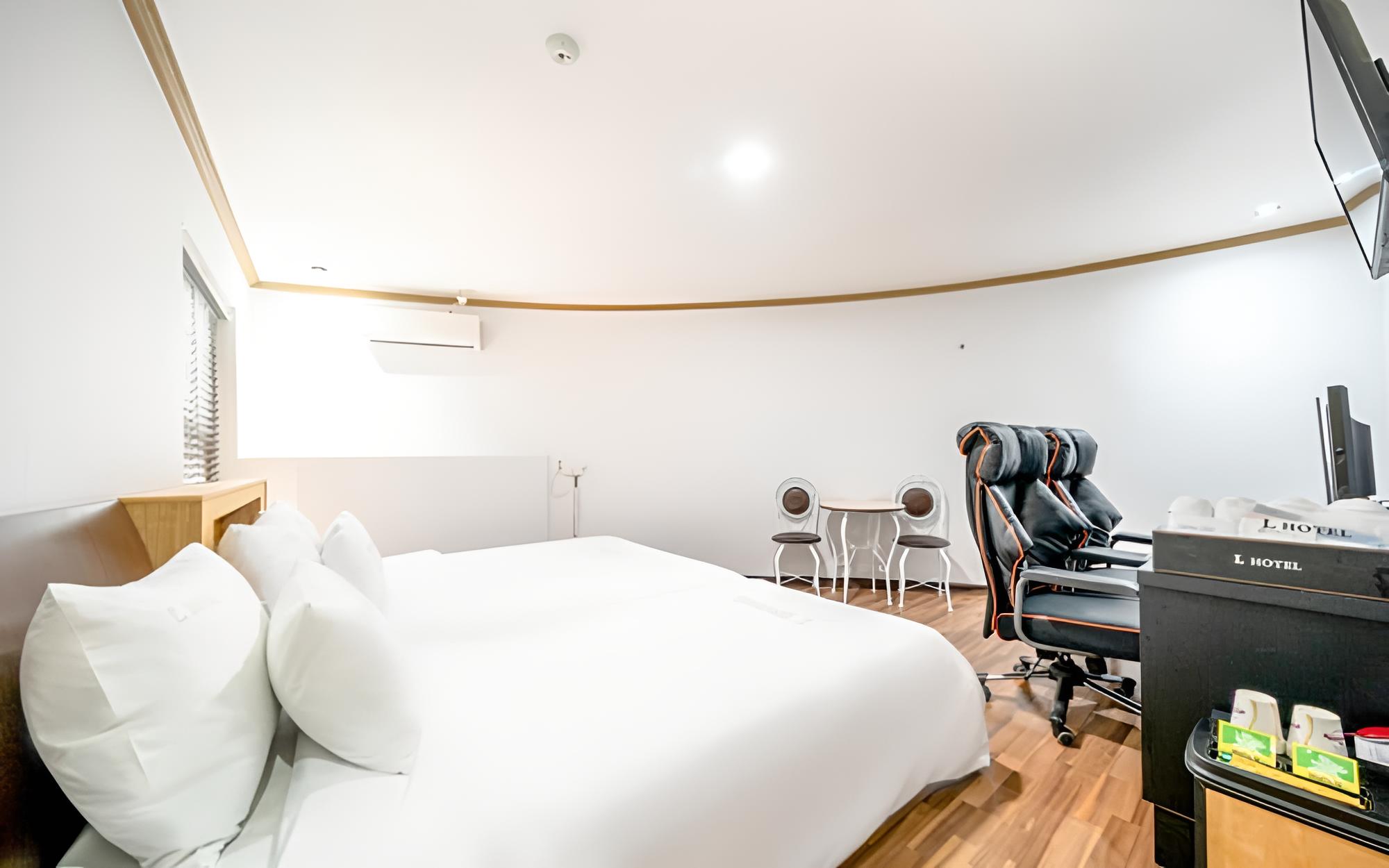 Room (Business Twin (Couple PC OTT availabl) photo 2