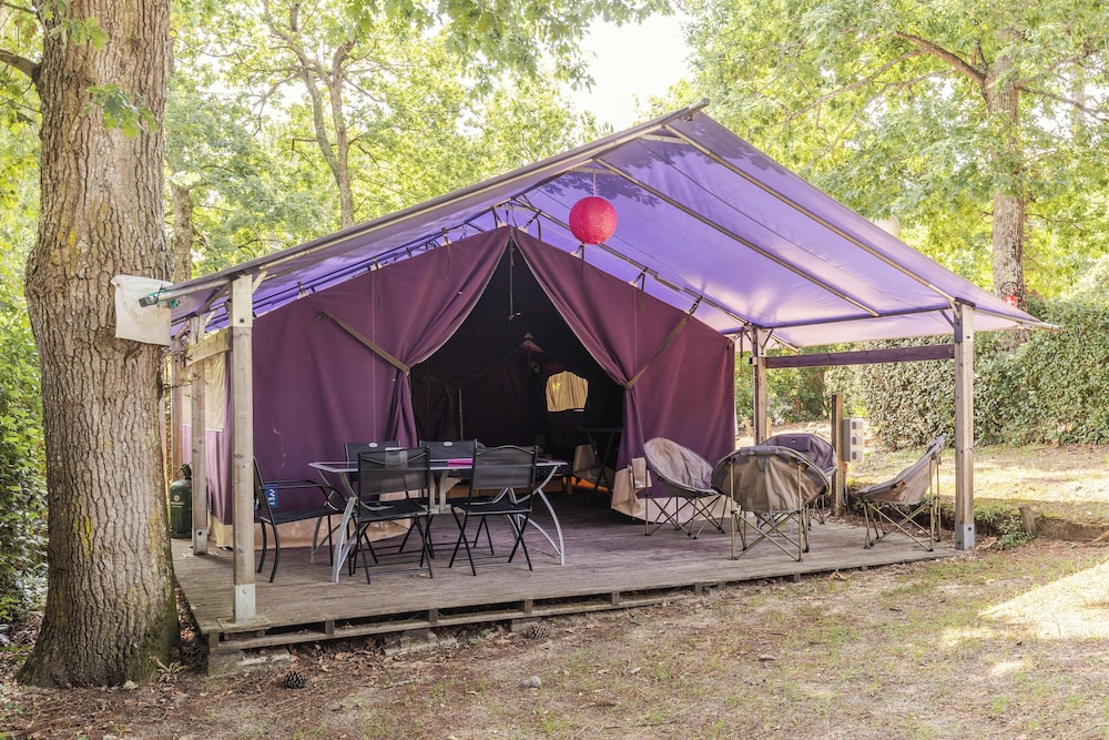 Lodge Tent photo 1