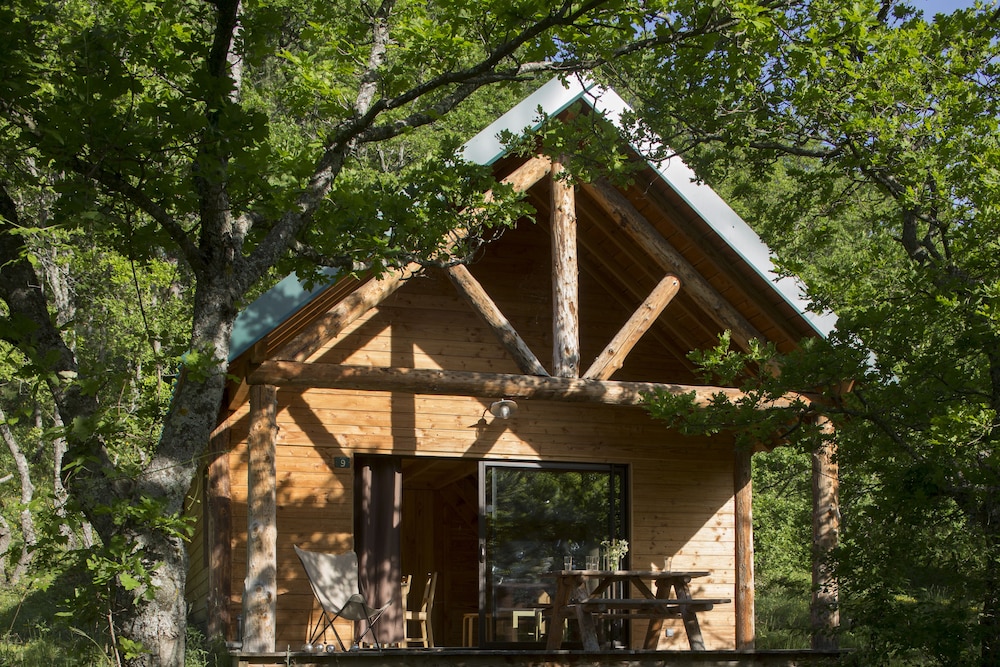 Deluxe Chalet photo 2