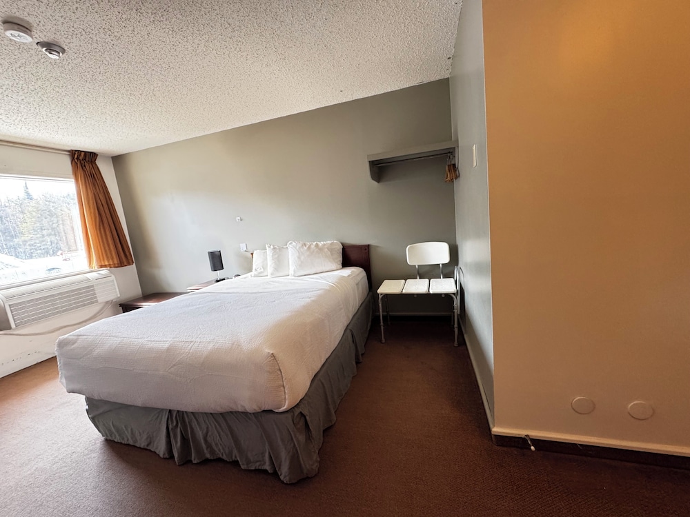 Zero-100 Motor Inn, 写真 5