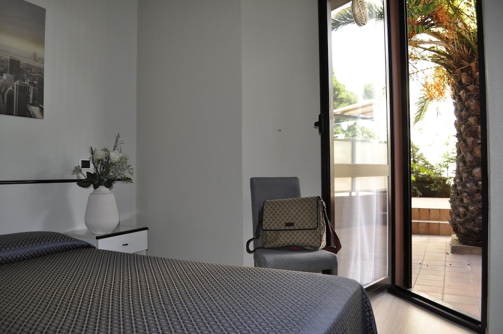 Quadruple Room photo 2