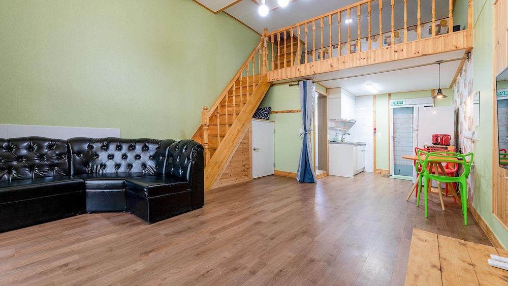 Basic Room, 1 Bedroom (A202)