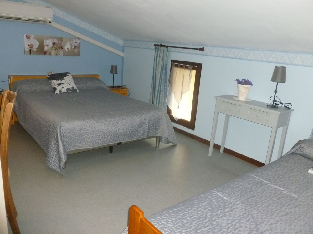 Standard Quadruple Room photo 2