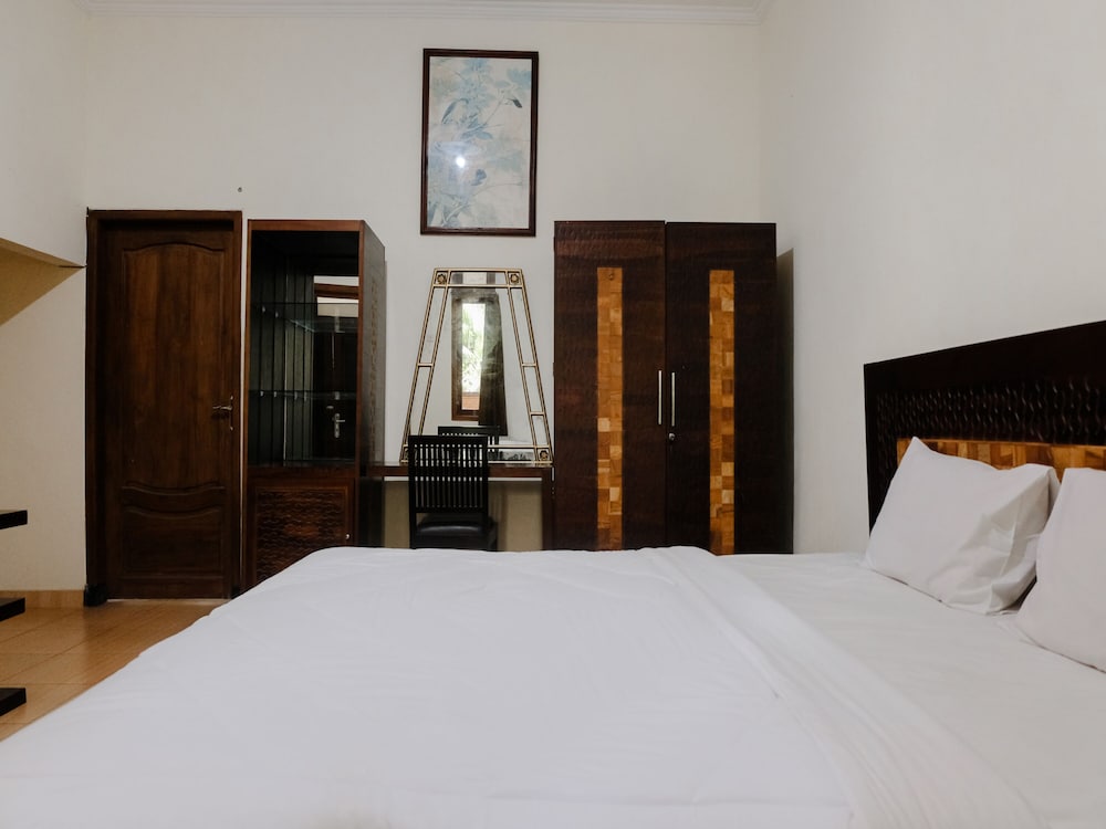 Deluxe Double Room - Photo 14