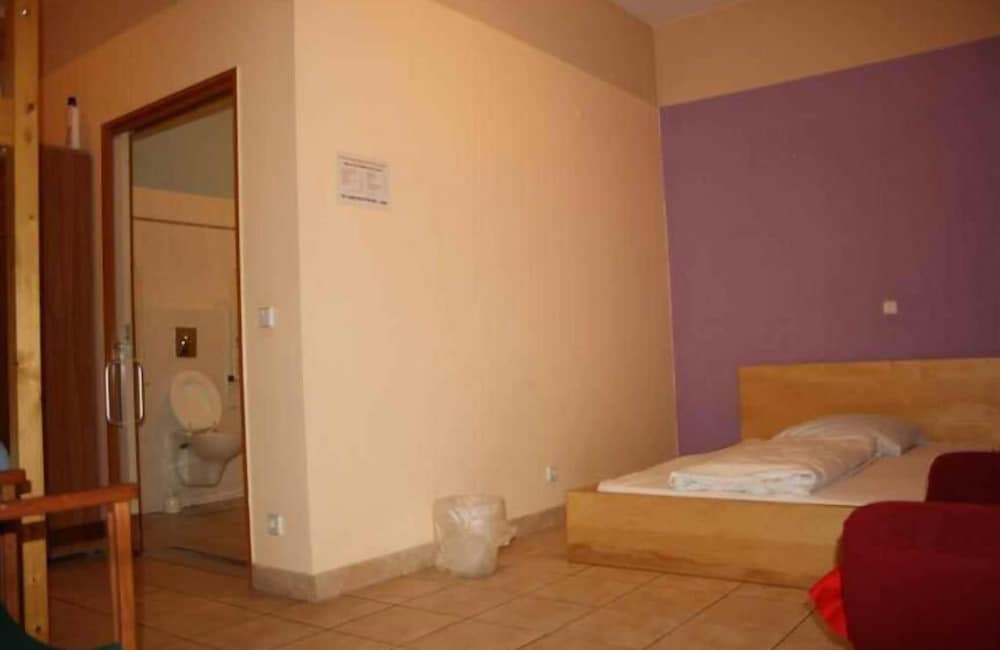 Double or Twin Room photo 3