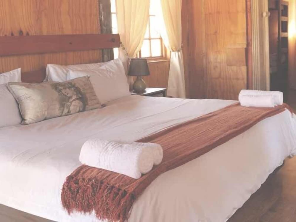 Comfort Chalet, 2 Bedrooms, Mountain View photo 1