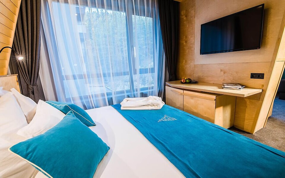 Deluxe Double Room photo 2