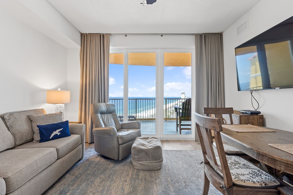 Condo, 1 Bedroom, Sea View (2004)