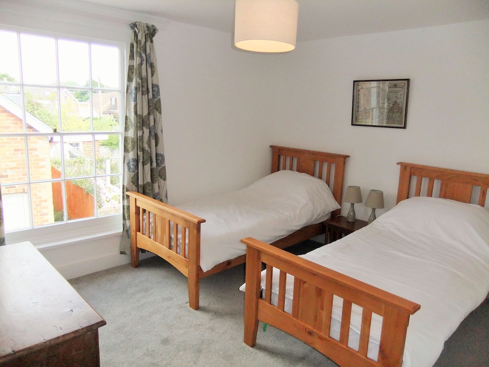 Cottage photo 2